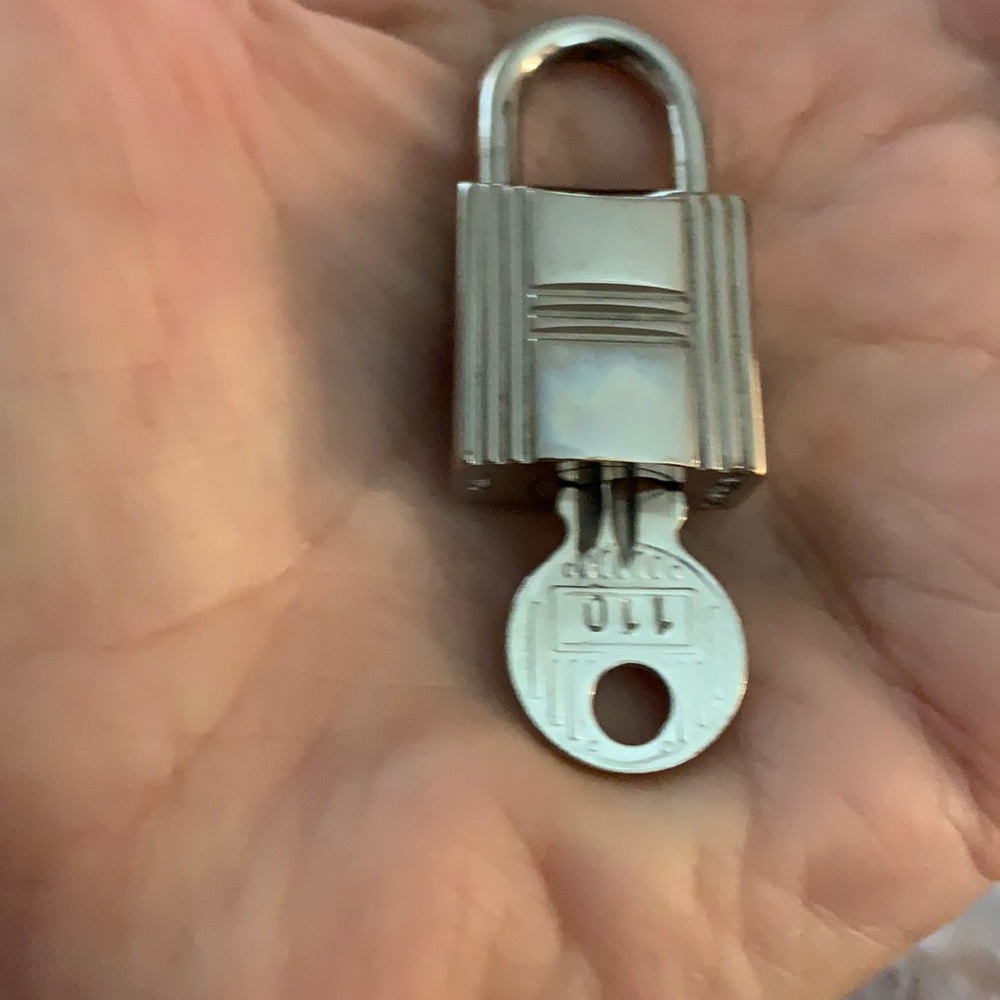 COPY - Hermès lock/key-Authentic-stamped on lock